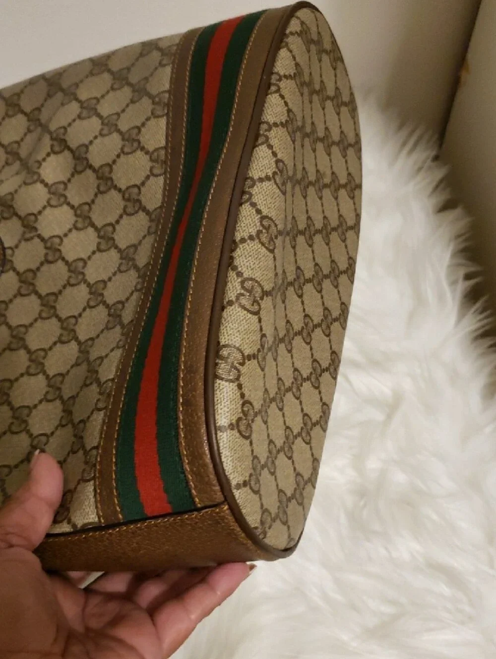 Gucci Beige Monogram Canvas Bucket Bag with Green-Red Stripe - Picture 8 of 16
